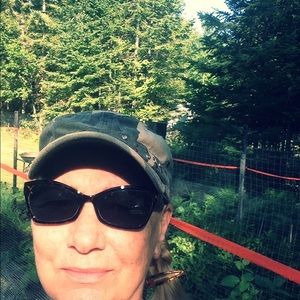 Meet your Posher, Sandra